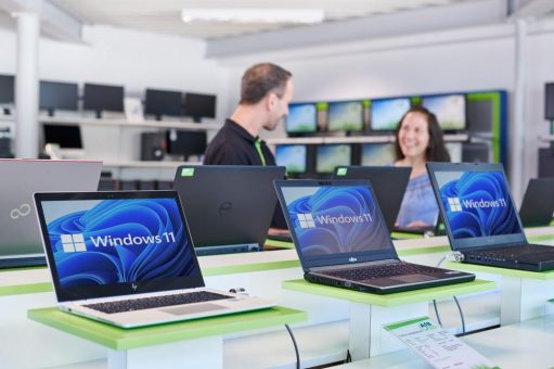 Win-Win für AfB und Microsoft: Zehn Jahre Partnerschaft und erste refurbished Geräte mit Windows 11