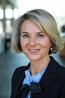 Sabine Nitzsche wird neue CFO der TÜV SÜD AG