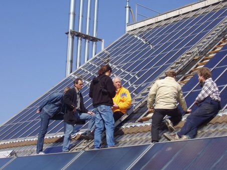 Deutschlands nördlichste Solarschule bietet on-the-job- und Einstiegskurse an. Solar(fach)berater*innen-Kurs Photovoltaik vom 13.- 16. Februar 2024