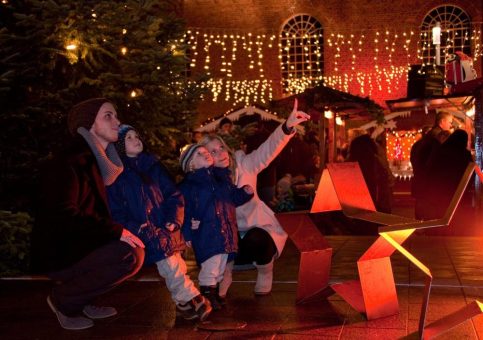 Otterndorfer Sternenmarkt: Weihnachtszauber in historischem Ambiente