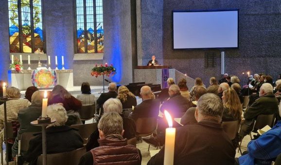 Festgottesdienst: 75-jähriges Bestehen des Evangelischen Hilfsvereines e.V. in der Matthäus Kirche in Hannover