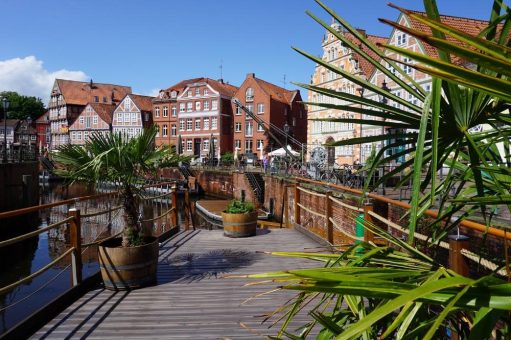 Kunstkudder: Stades außergewöhnlicher Übernachtungsort im Hansehafen