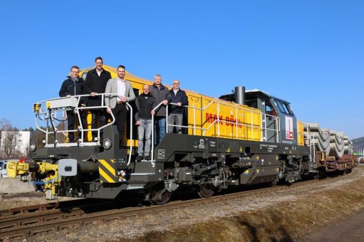 Neue Lok für nachhaltige Eisenbahntransporte bei Max Bögl