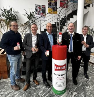 Staatsminister Hubert Aiwanger zu Besuch bei der BALLISTOL GmbH