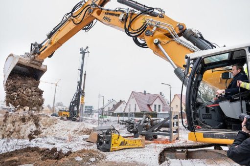 Baggerschub für das „Urbane Zentrum Züricher Straße“